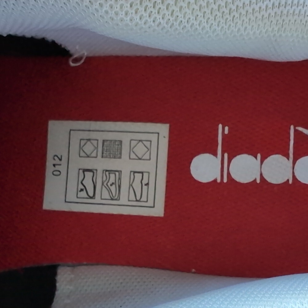 🌸DIADORA RUNNING SHOES PRACTICALLY NEW - Picture 8 of 9